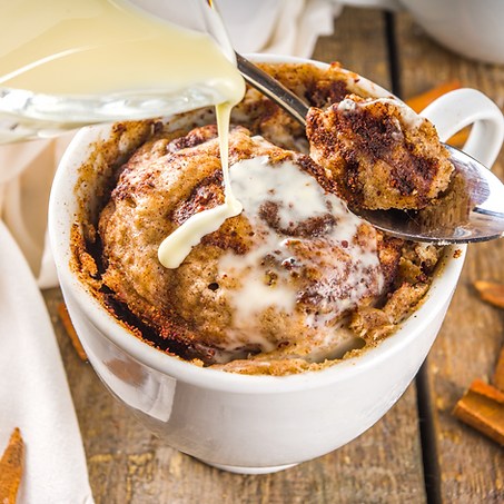 Sugarfree Scrumptious Mug Cake with Vanilla Icing (Banting, Keto, Diabetic, Glutenfree)